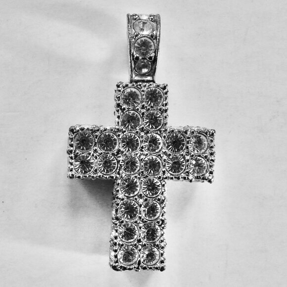 Swarovski Jewelry - Swarovski Crystal Stone Cross Pendant Silver Sparkle Religious